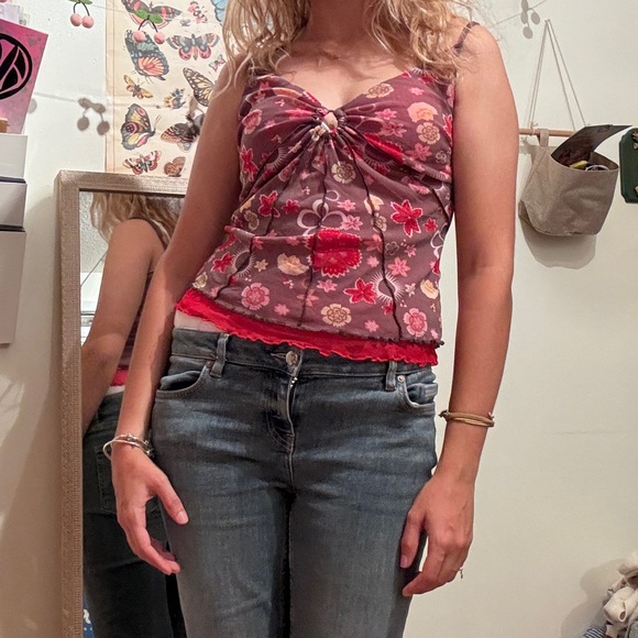 Cute Y2K tank top - Picture 1 of 4